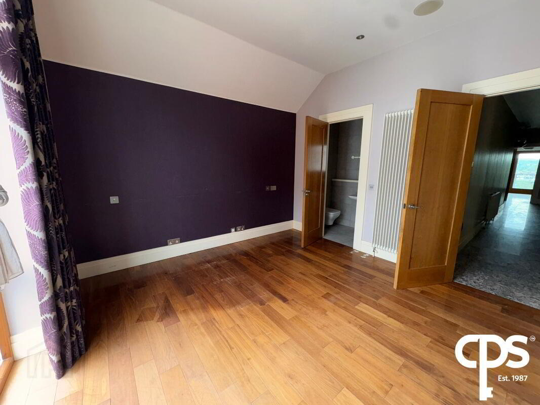 Apartment 16 The Elms Malone Square 14 of 18