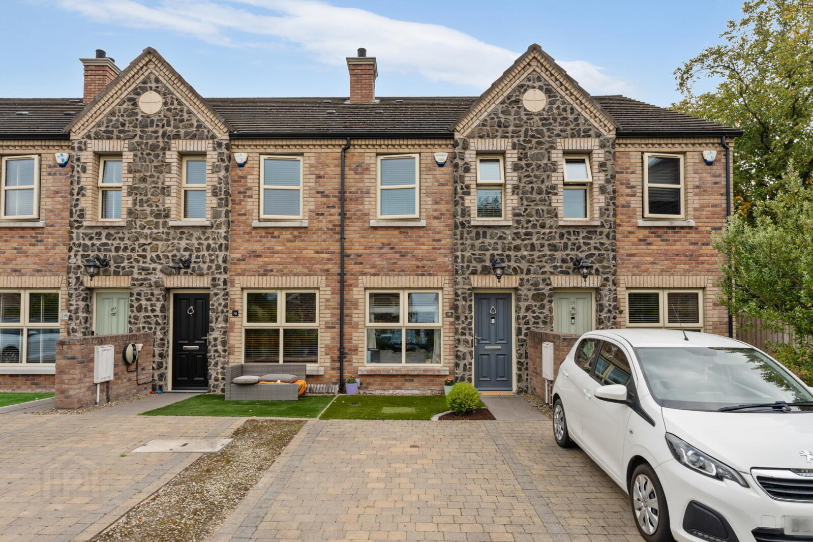 property description image