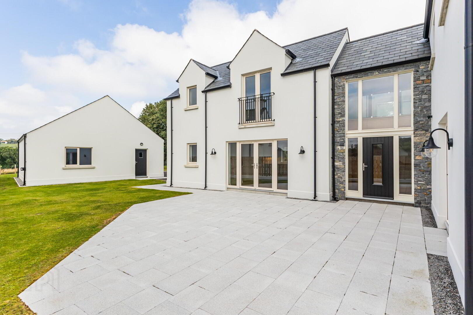 BRAND NEW TURNKEY HOME, 8a Scolban Road 3 of 52