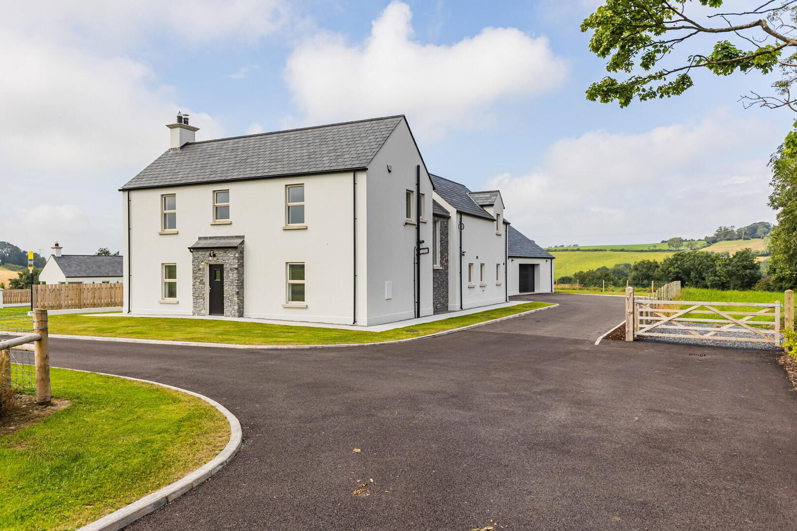property description image
