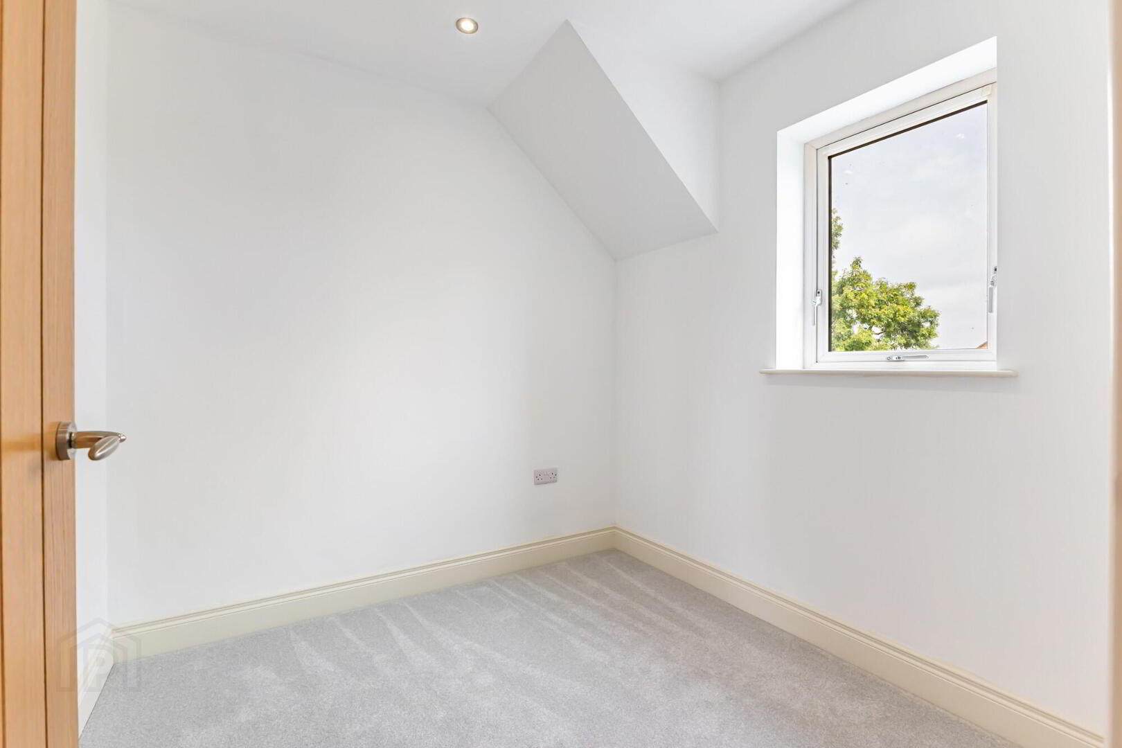 BRAND NEW TURNKEY HOME, 8a Scolban Road 28 of 52
