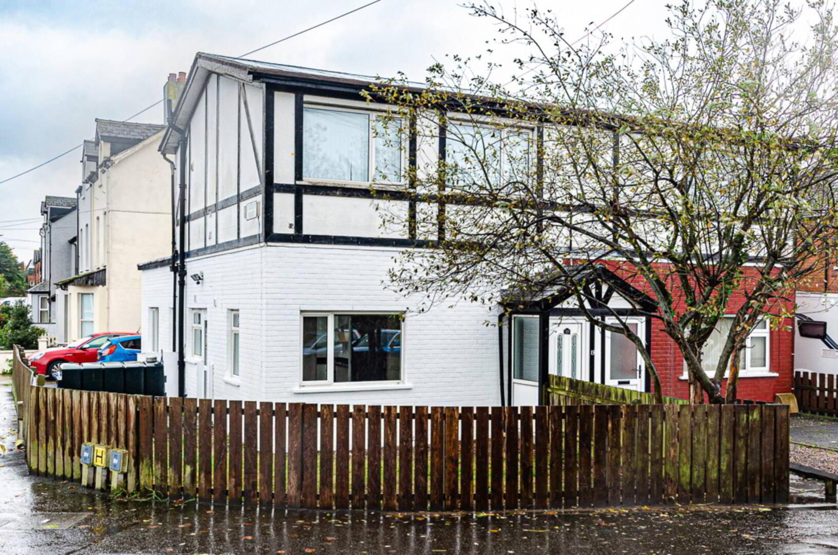 19 Inverary Drive 1 of 26