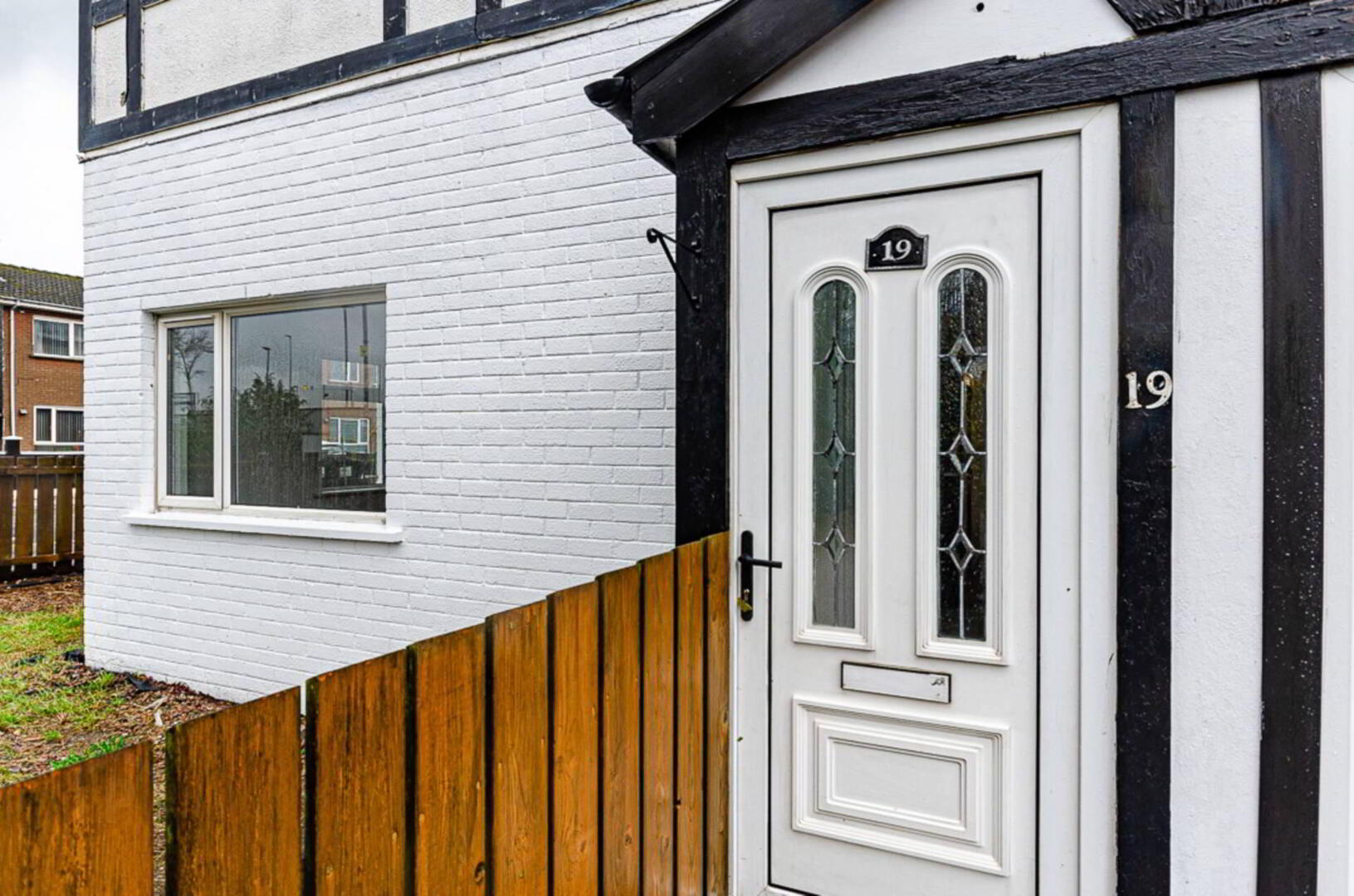 19 Inverary Drive 3 of 26