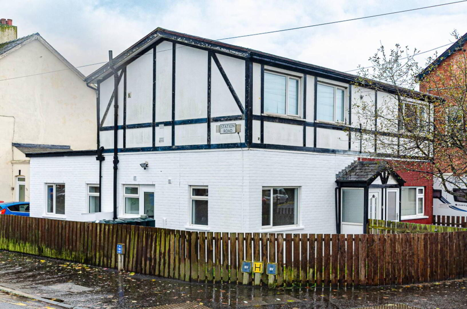 property description image