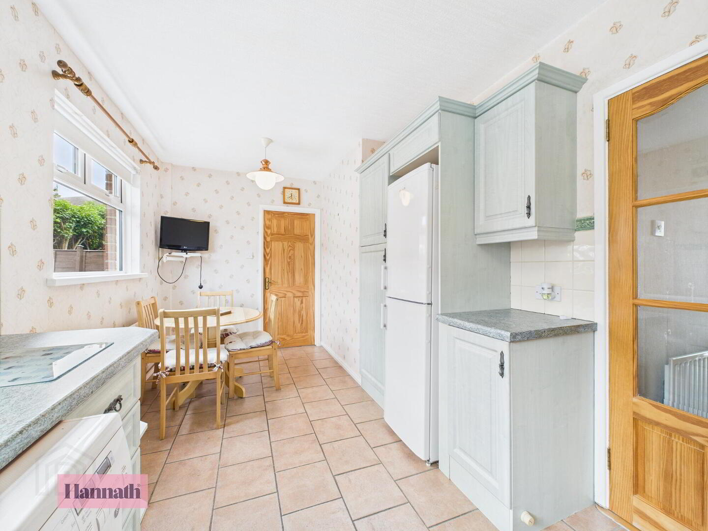78 Glenfield Road 5 of 14