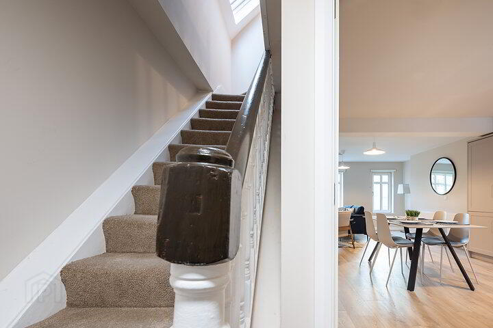 Apartment 2 115 West Street 10 of 13