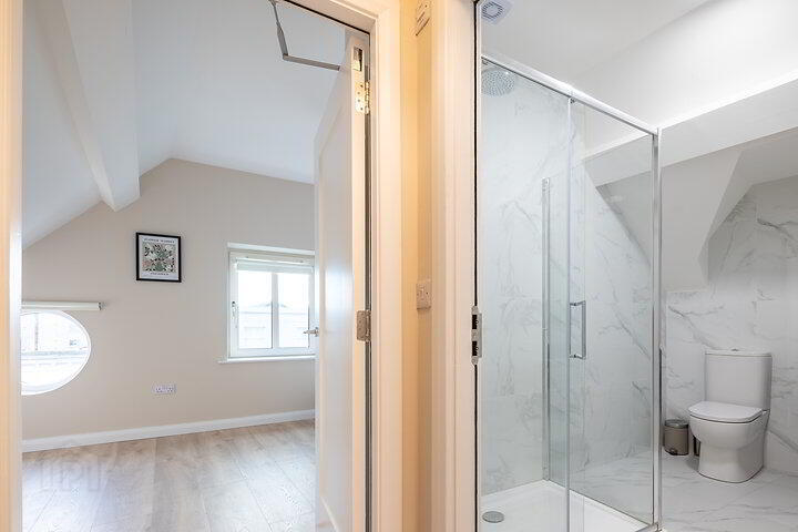 Apartment 2 115 West Street 11 of 13