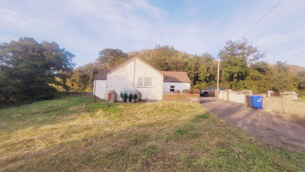Glenburn Cottage" Glenade 7 of 27