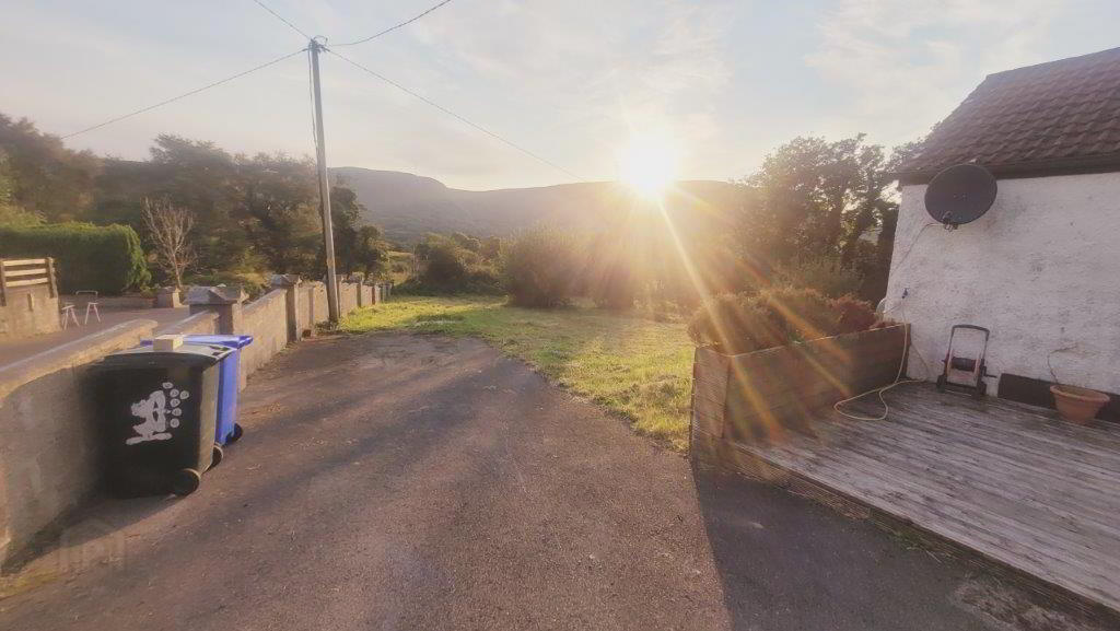 Glenburn Cottage" Glenade 5 of 27