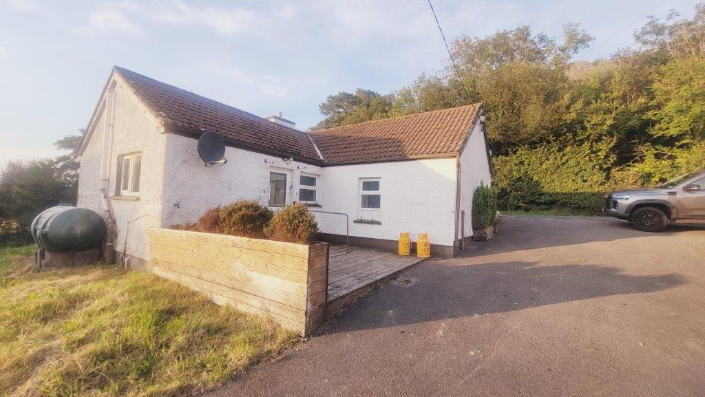 Glenburn Cottage" Glenade 14 of 27