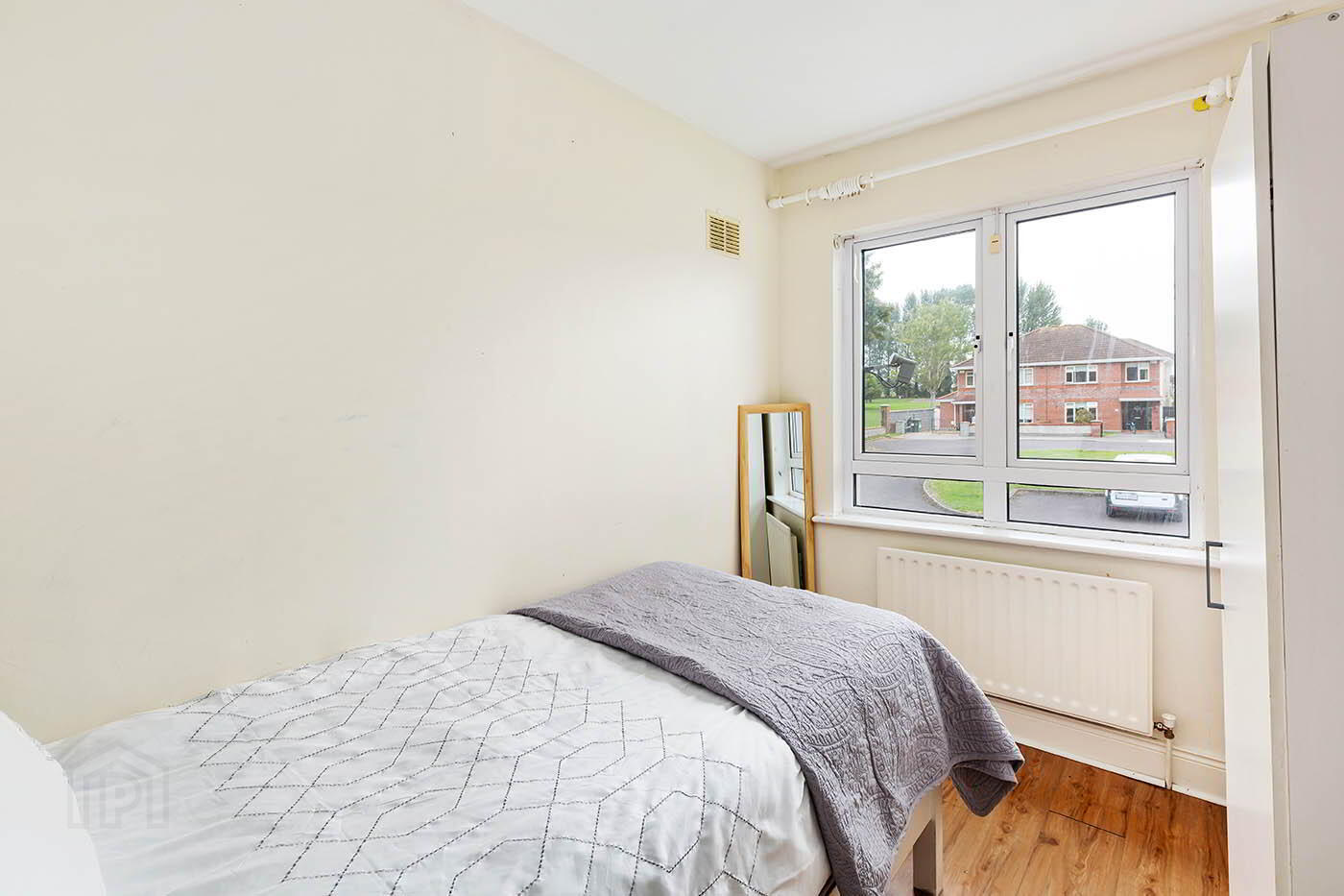 74 Fountain Hill 12 of 17