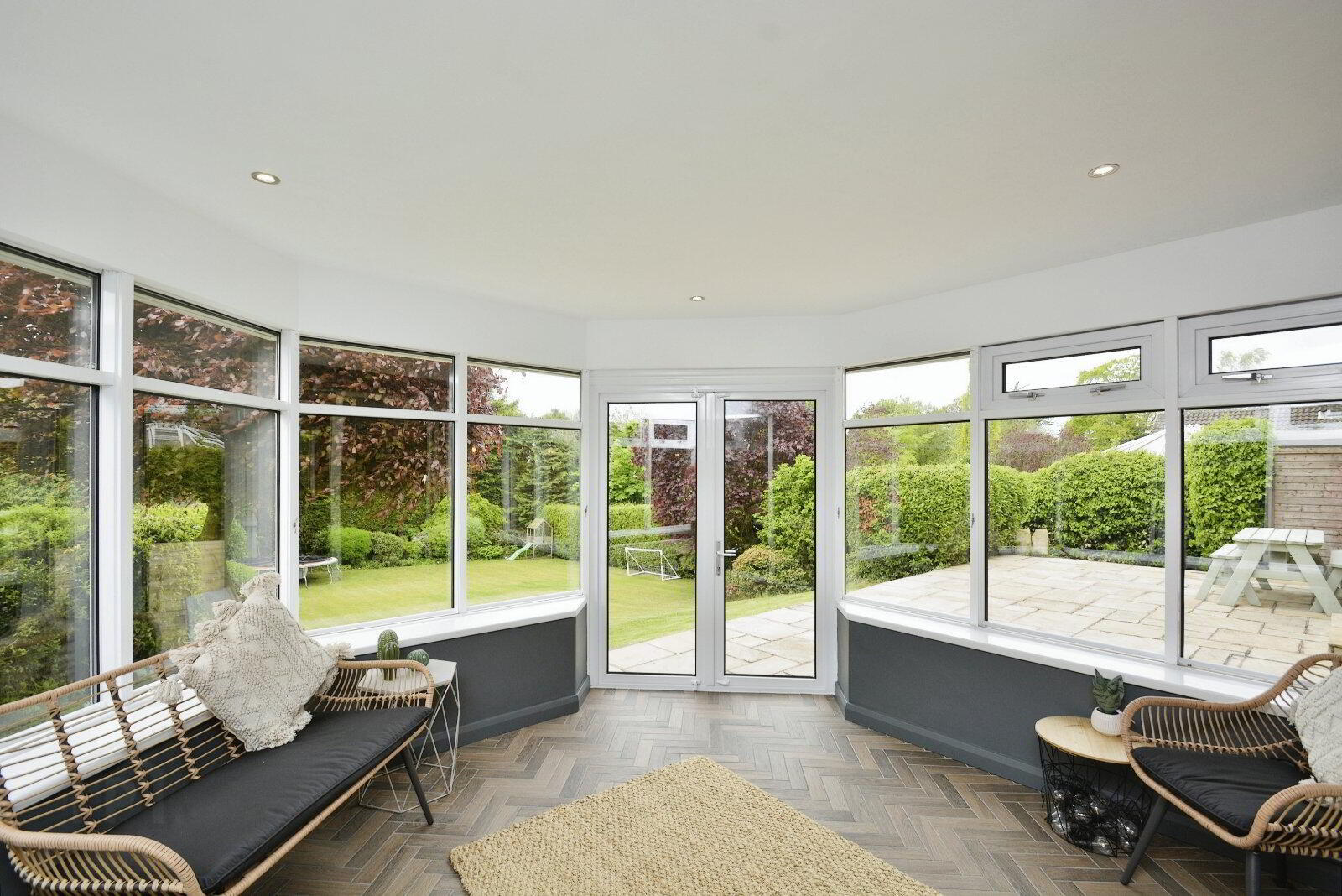 12 Kensington Gardens 6 of 19