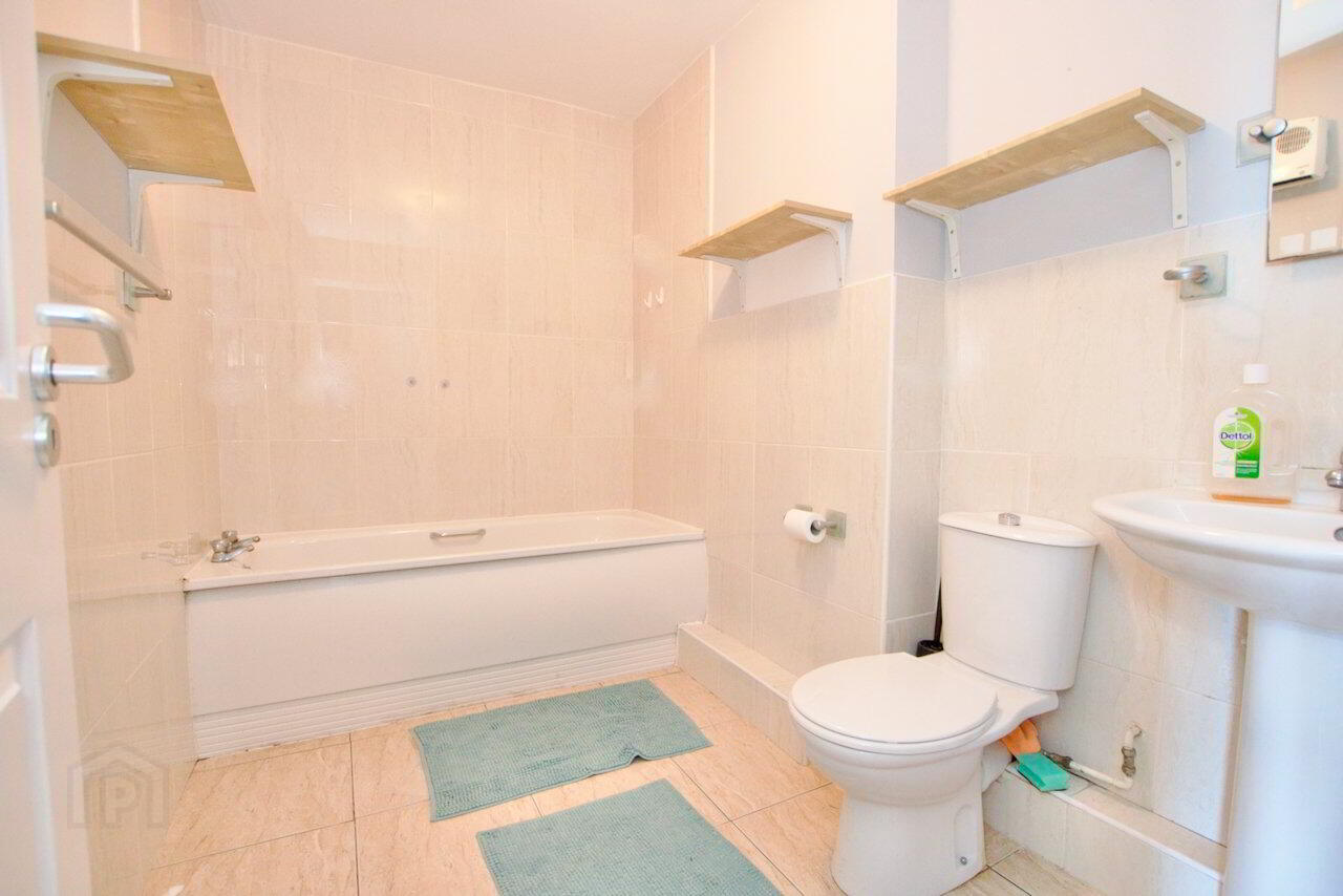 4 Hibernian Court 18 of 18