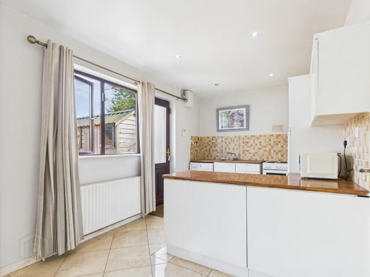 18 Willowmere Drive 9 of 30
