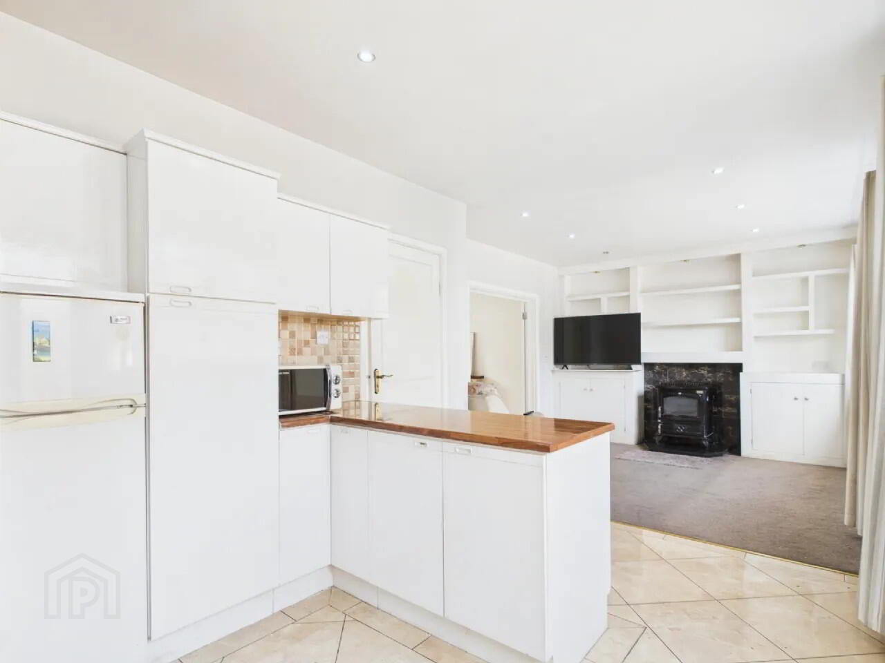 18 Willowmere Drive 10 of 30