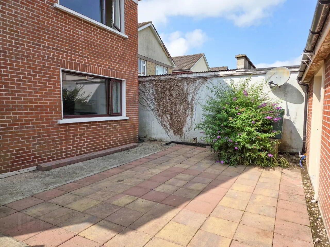 18 Willowmere Drive 23 of 30