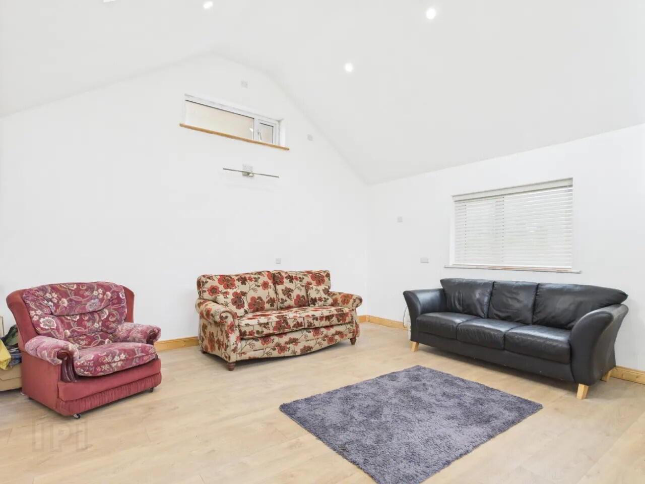 18 Willowmere Drive 28 of 30