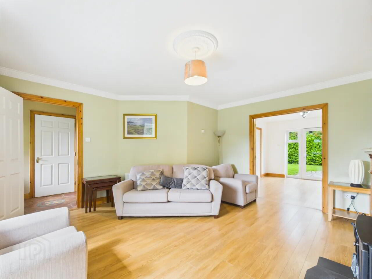 86 Cluain Glas 3 of 27