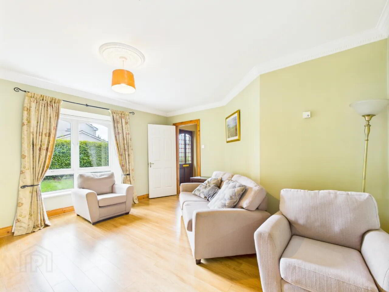 86 Cluain Glas 4 of 27