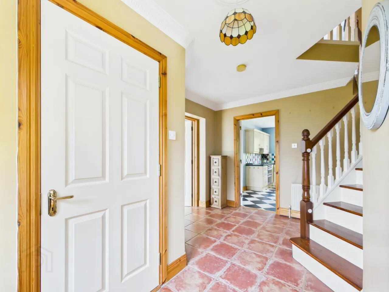 86 Cluain Glas 14 of 27