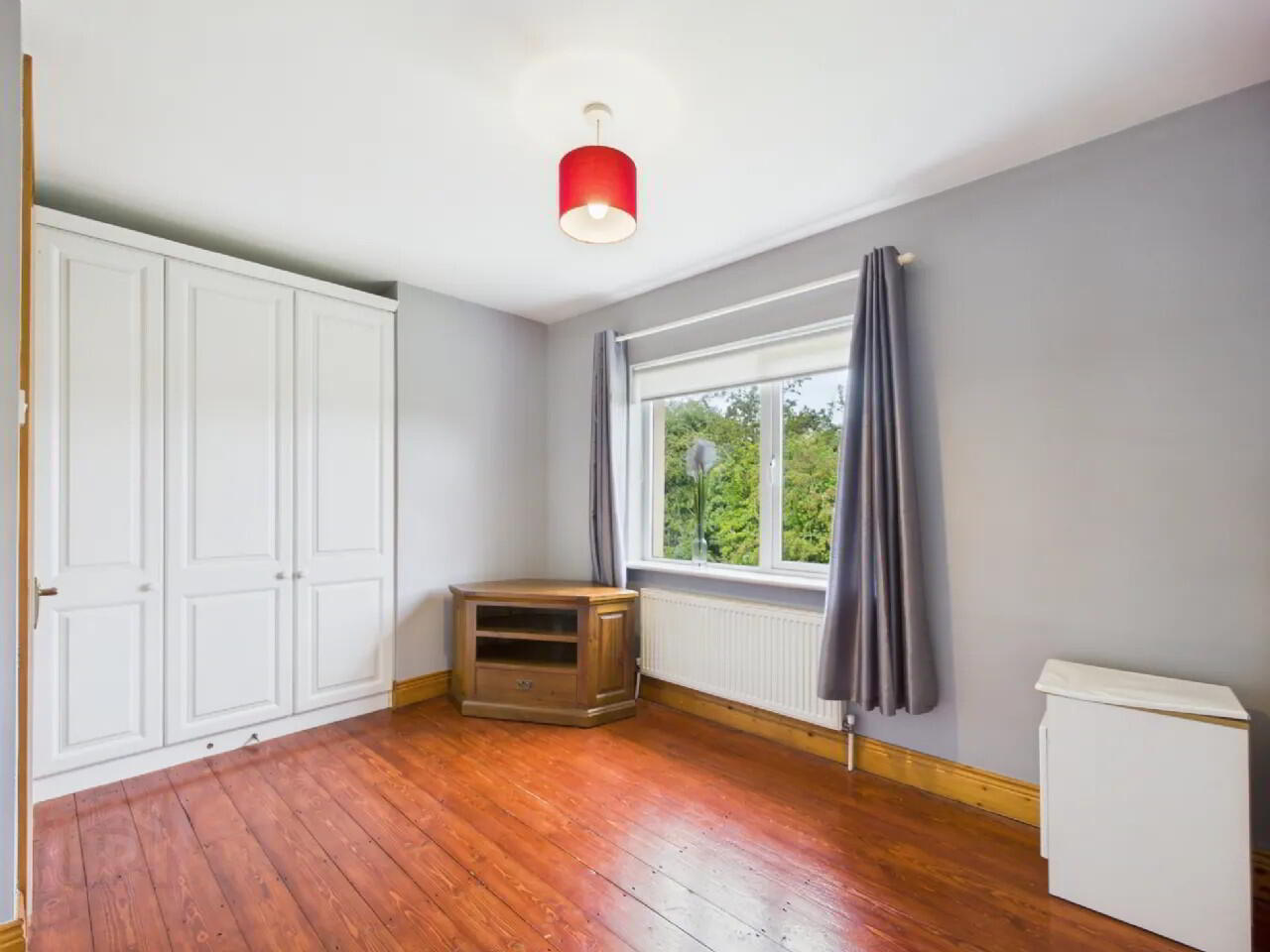 86 Cluain Glas 21 of 27