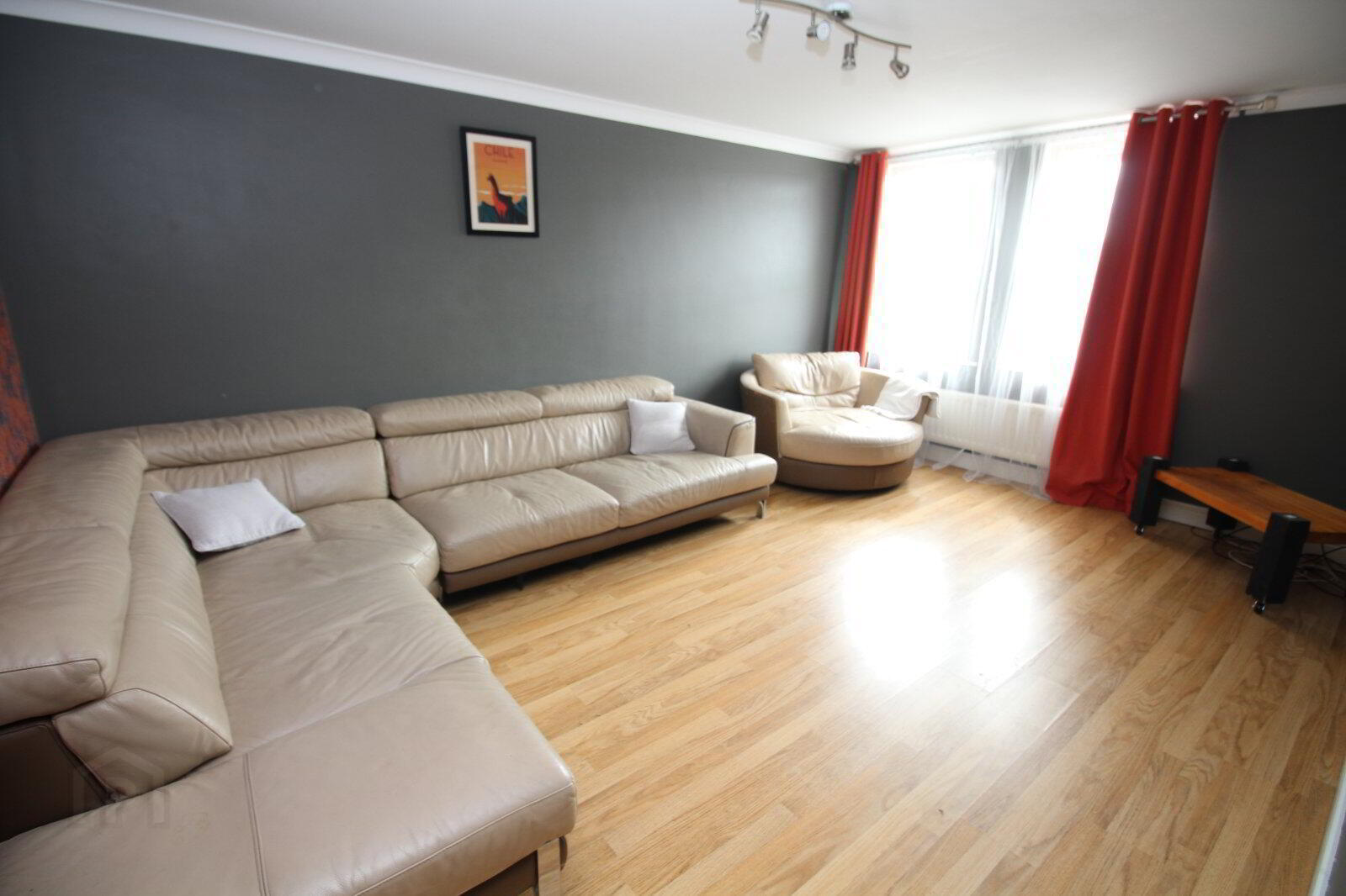 property description image