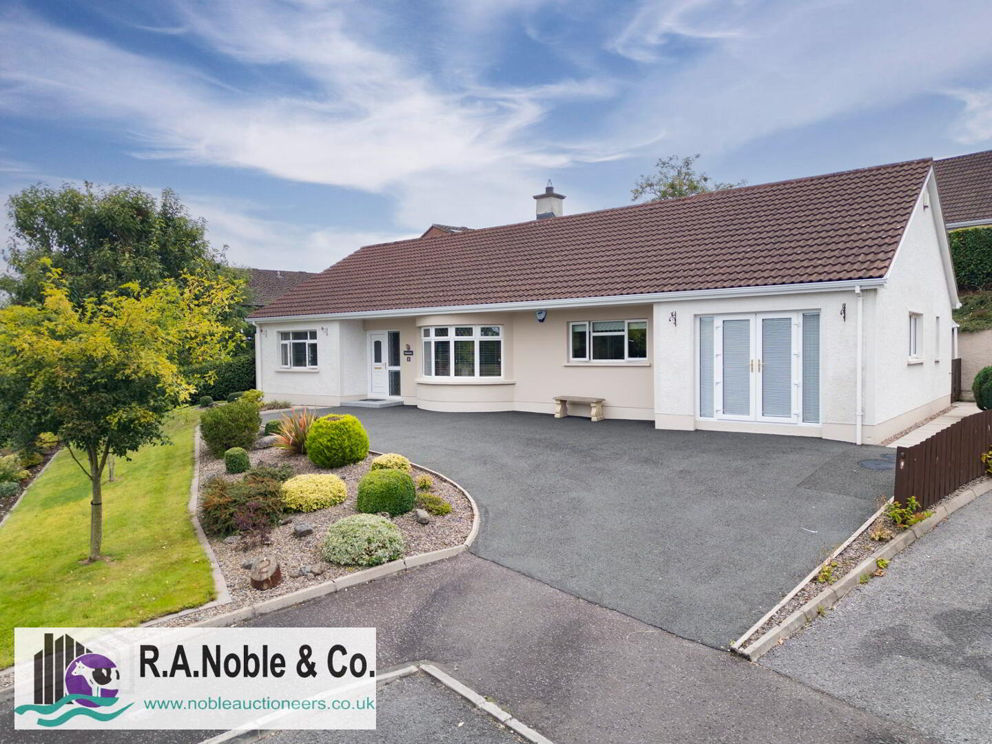 2 Willand Close 3 of 40