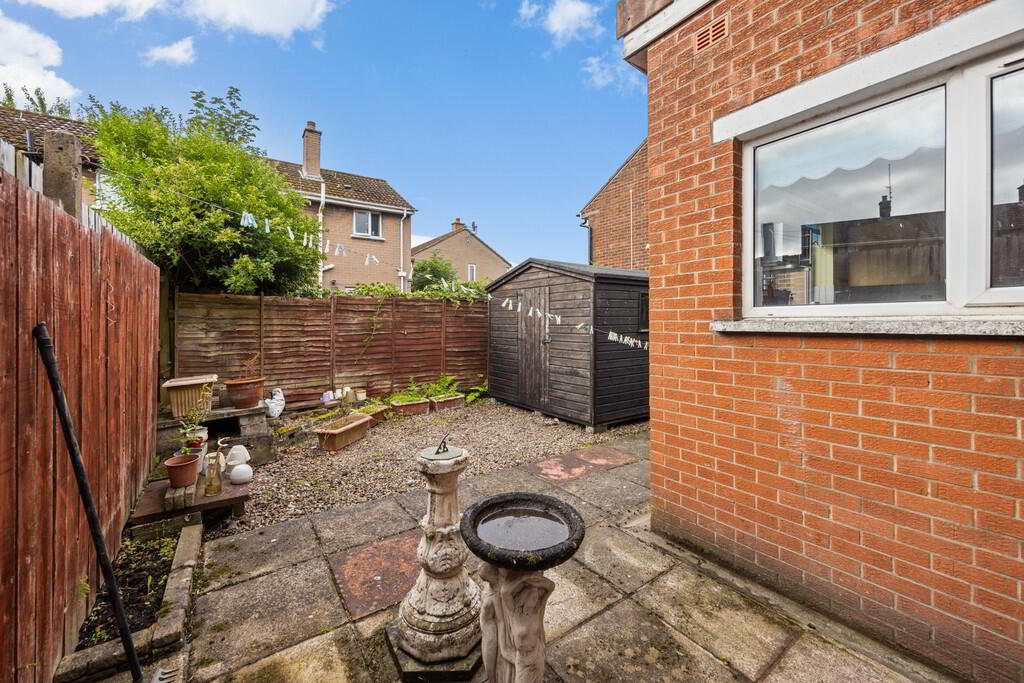 16 Knocknagoney Road 15 of 16