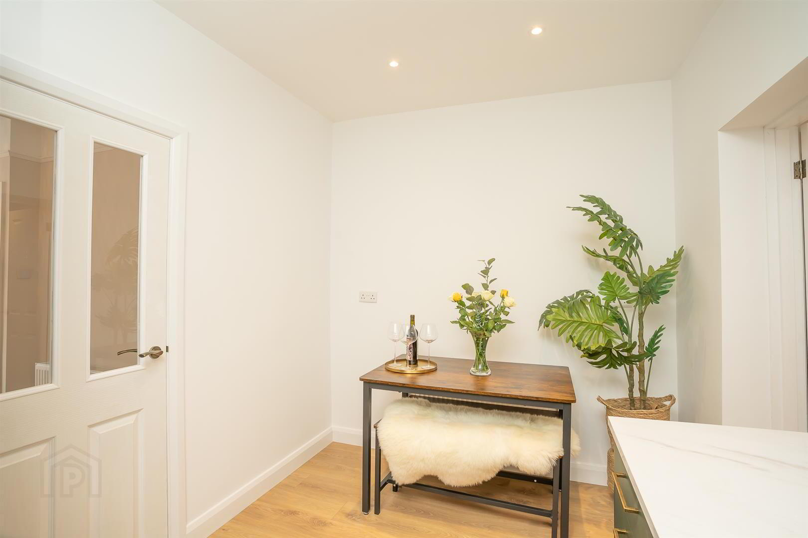 56 Oakman Street 10 of 34