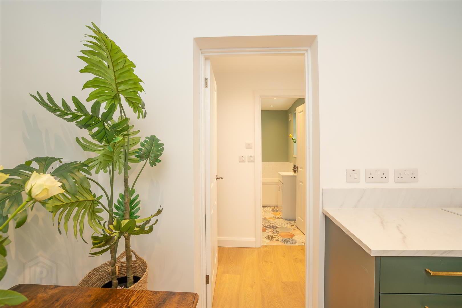 56 Oakman Street 16 of 34
