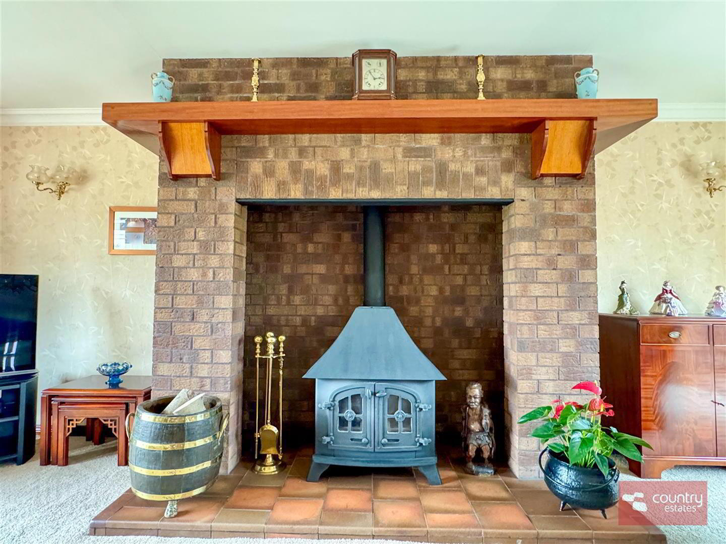 40 Hollybank Road 8 of 39