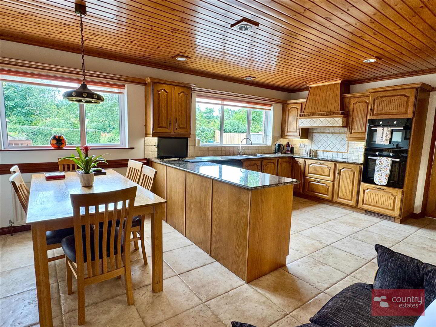 40 Hollybank Road 13 of 39