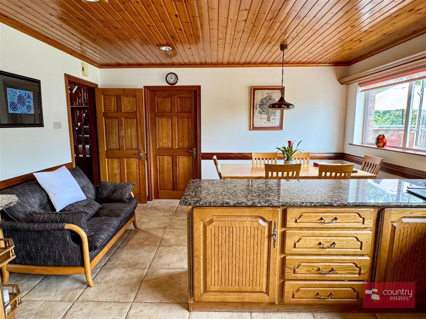 40 Hollybank Road 15 of 39