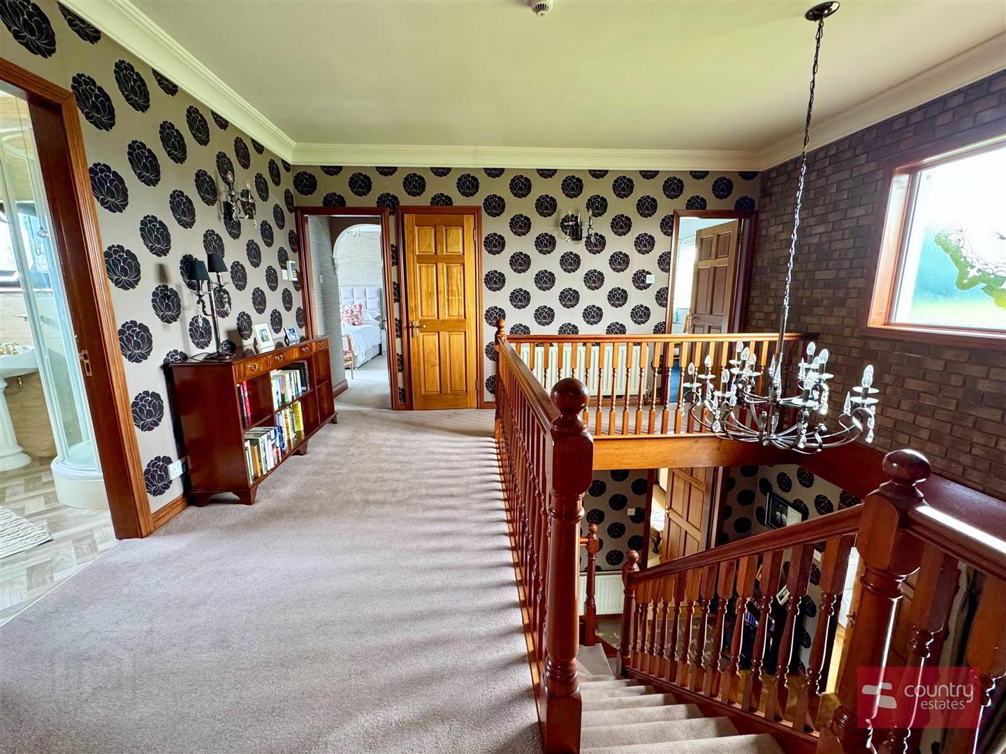 40 Hollybank Road 18 of 39