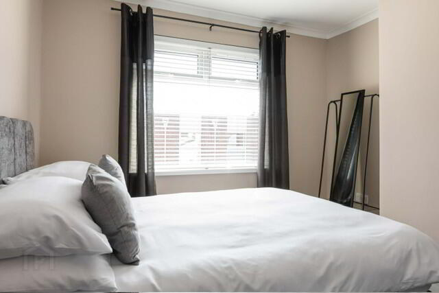 115 Carrs Glen Park 12 of 20