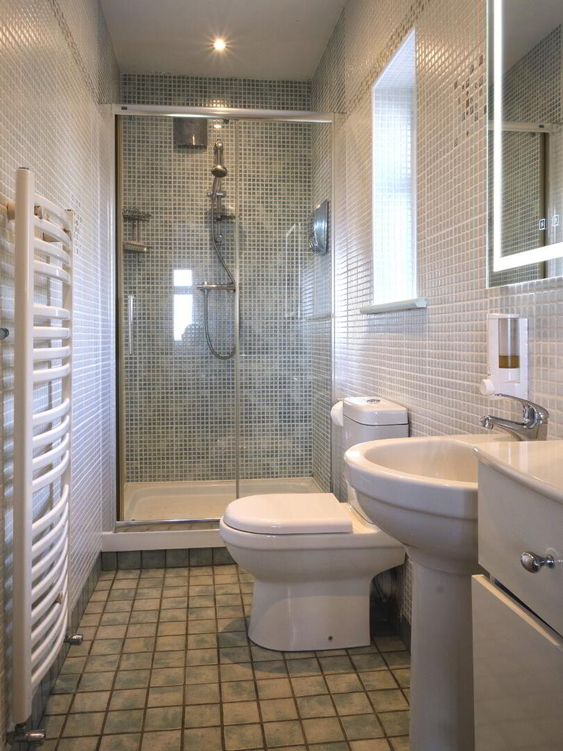 FUCHSIA HOUSE, Carrigeen 15 of 26