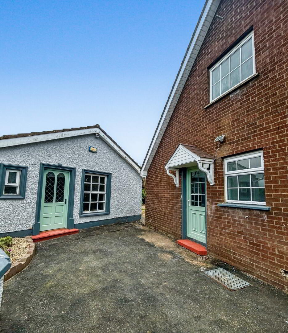 26 Strangford Park 1 of 13