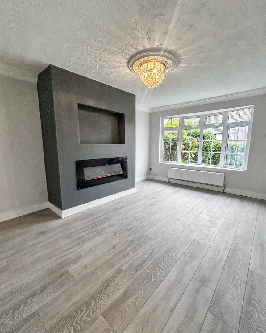26 Strangford Park 4 of 13