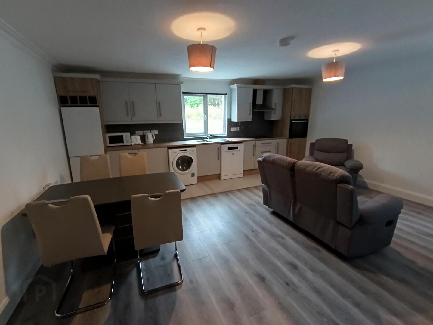 Apartment 5 Lemenaghmore 1 of 7
