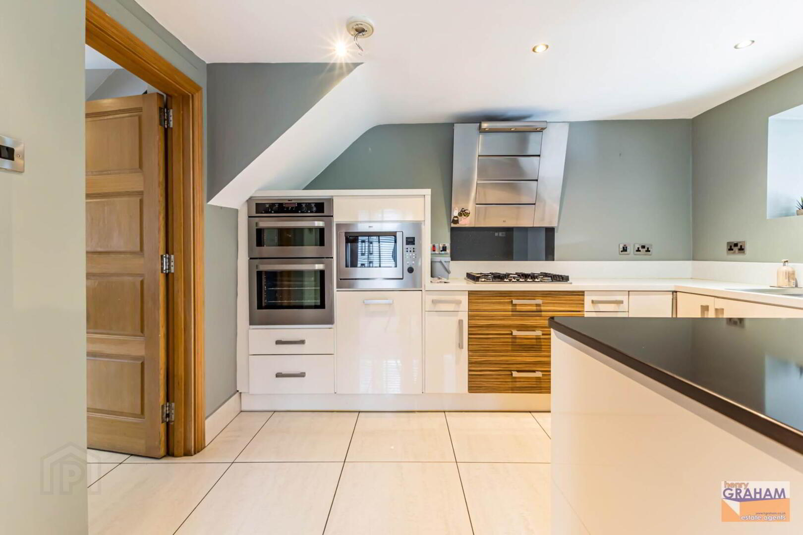 2a Fulmar Crescent 13 of 34