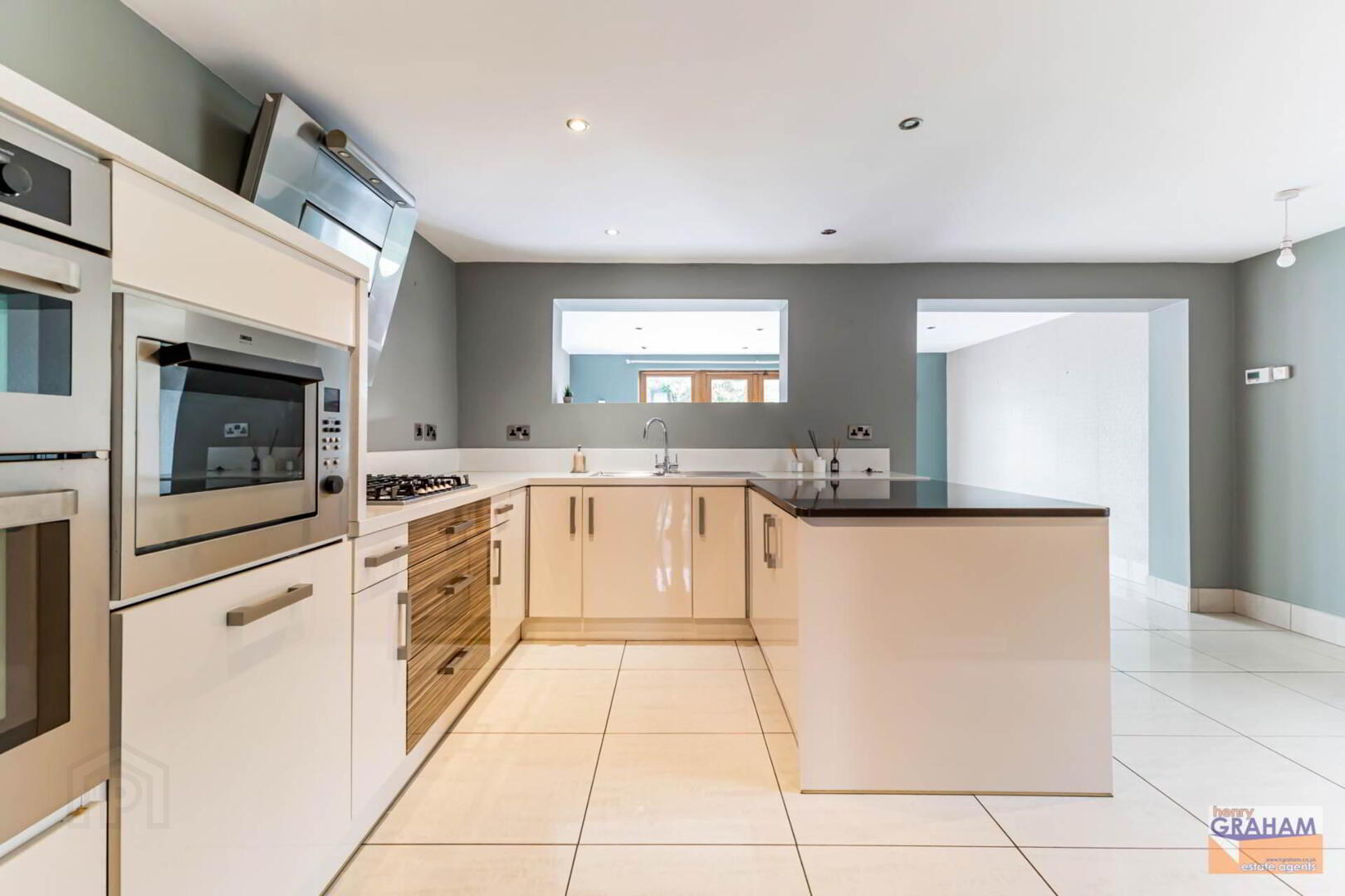 2a Fulmar Crescent 12 of 34