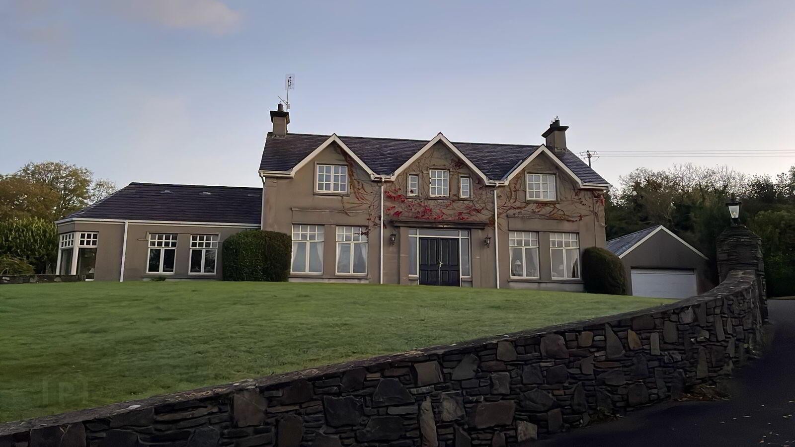 14 Ballynahinch Road 1 of 2