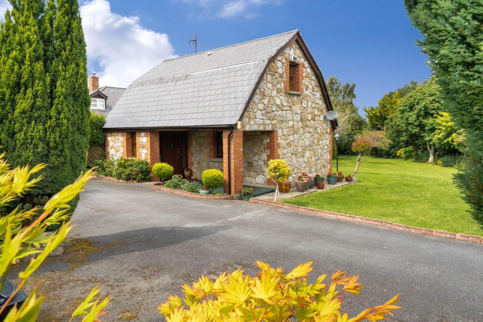 The Mews, Rathmichael Road 5 of 38