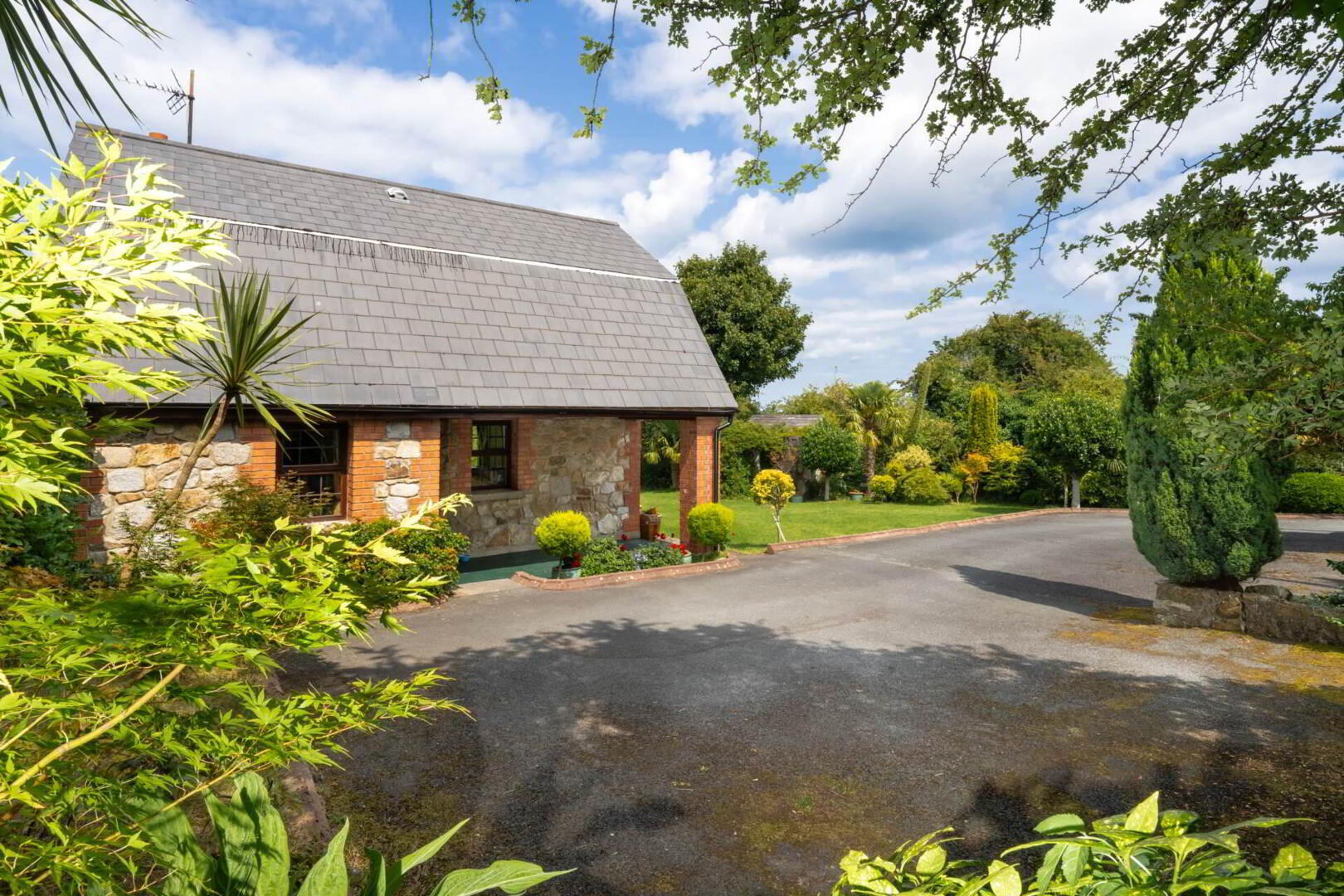 The Mews, Rathmichael Road 7 of 38