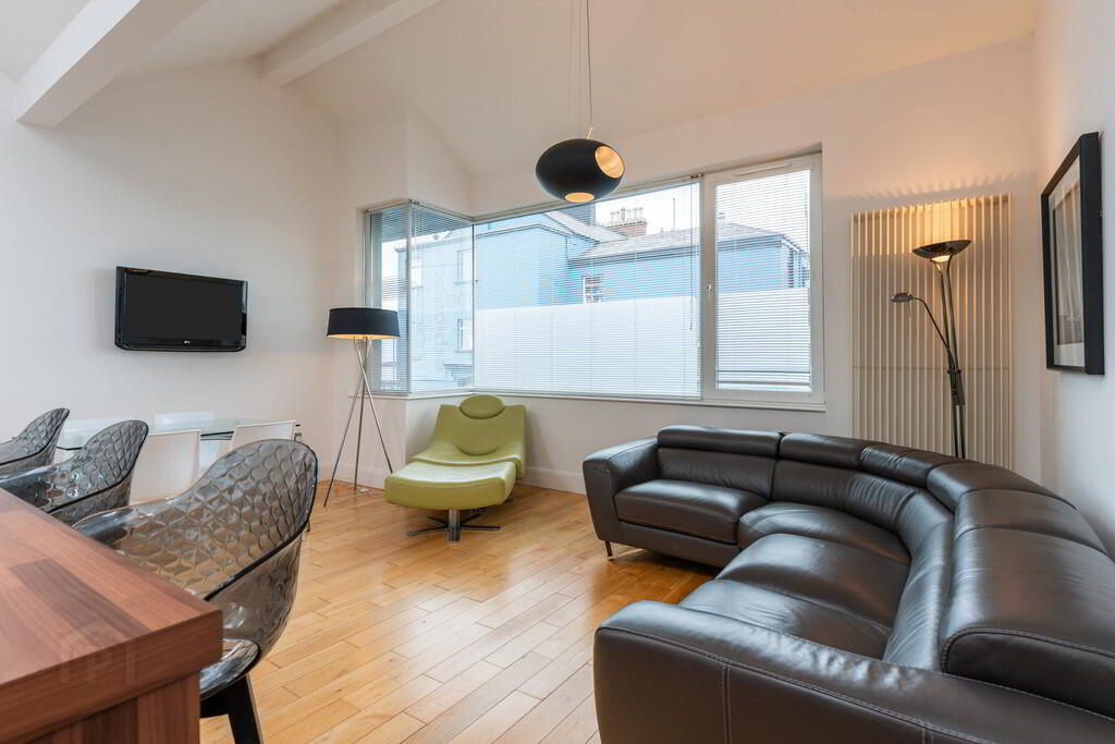 2d Godfrey Avenue 13 of 16