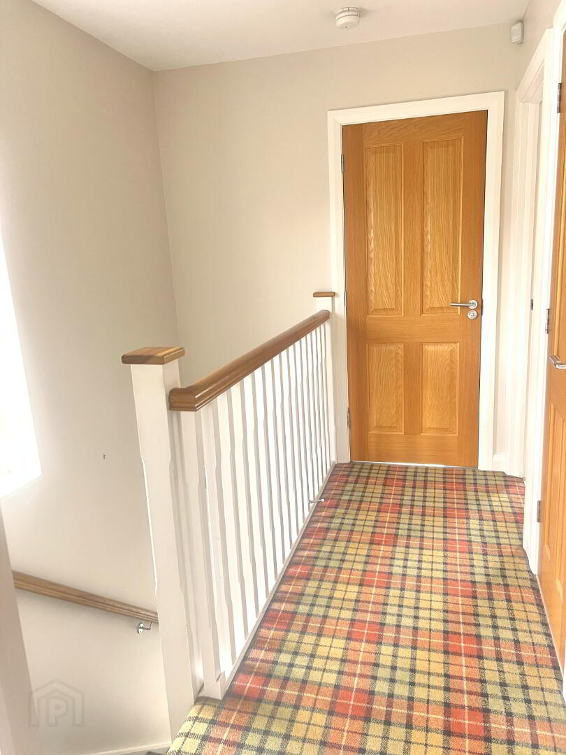 2 Heslips Court 9 of 12