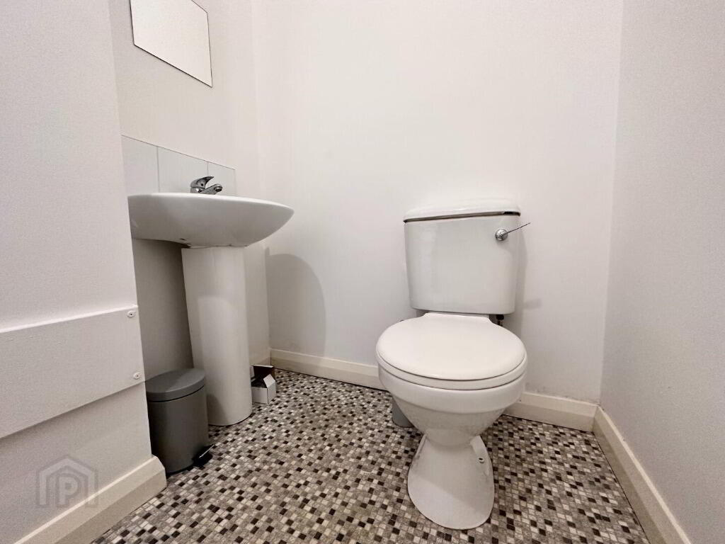 105a Ulsterville Avenue 7 of 9