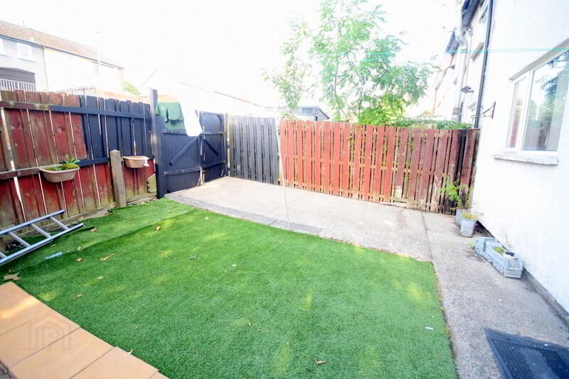 23 Forthill Gardens 12 of 13