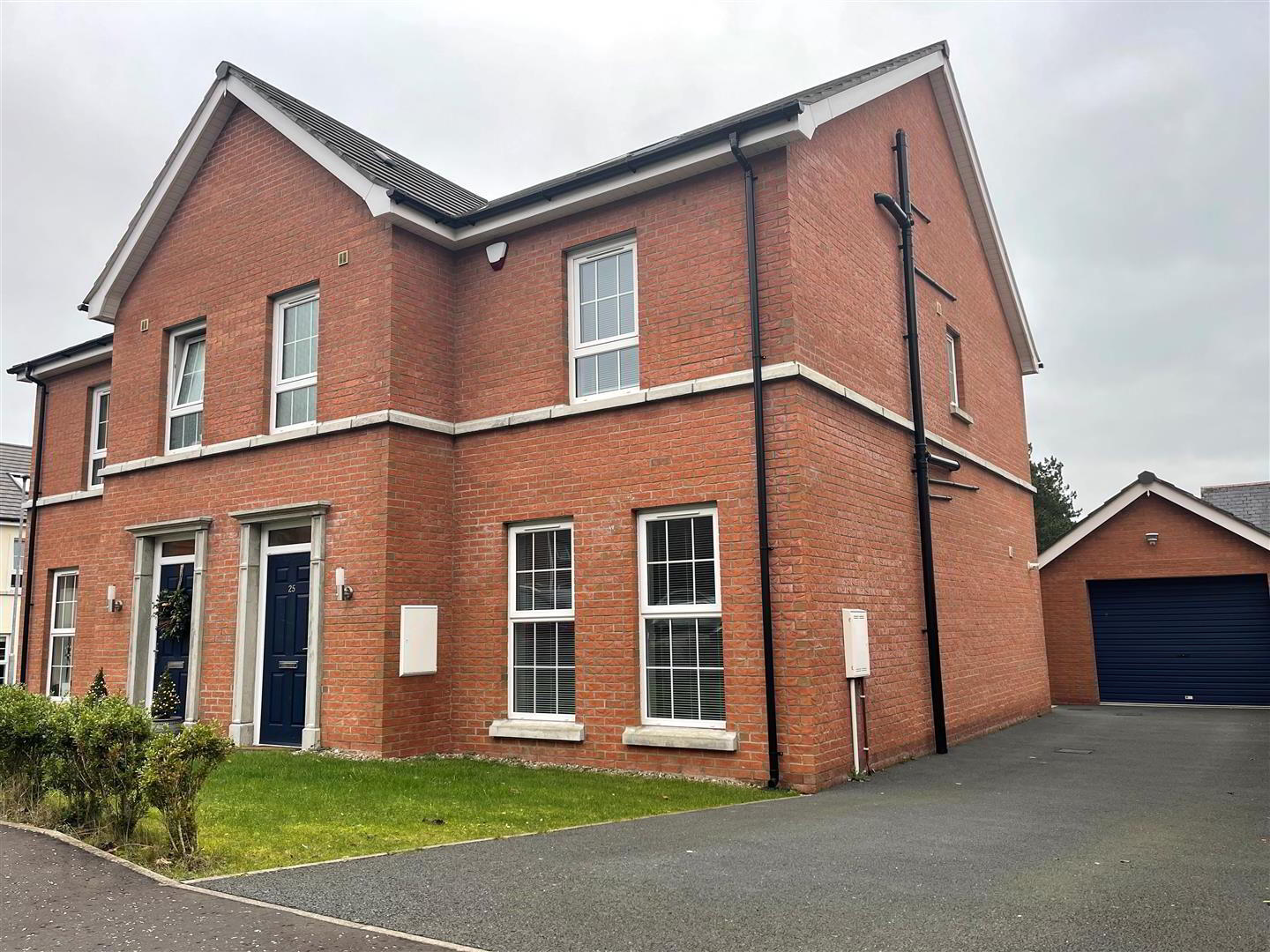 25 Dillons Grange 1 of 12