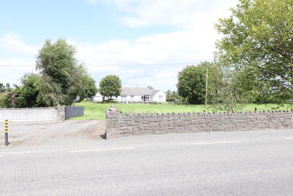 Leacailbhe 12 of 98
